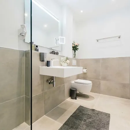 Aparthotel Unique 3*