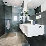 Unique 3* Schongeising