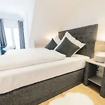 Unique 3* Schongeising